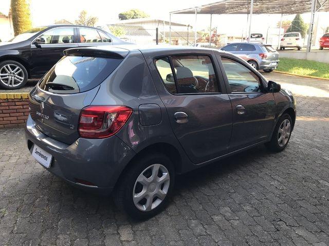 Renault Sandero Expression 1.6 - Foto 4