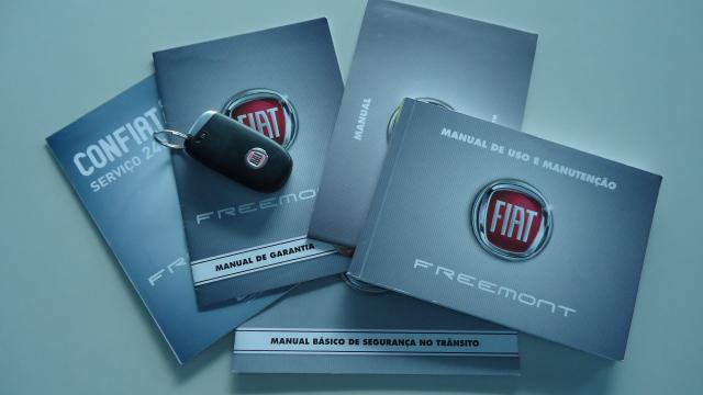FIAT FREEMONT 2012/2012 2.4 PRECISION 16V GASOLINA 4P AUTOMÁTICO - Foto 9