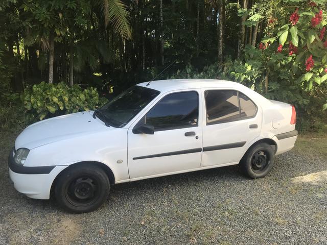 Vendo Fiesta Street Sedan