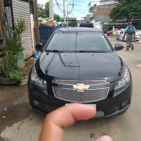 Cruze LT Sedan