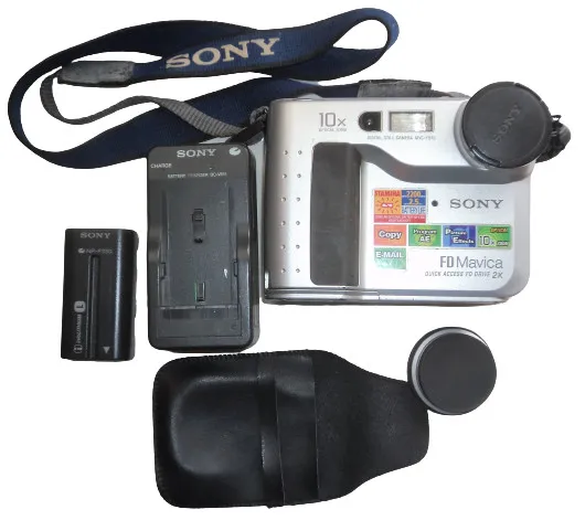 Conjunto: Sony FD Mavica, Sansung Model SFD 321U, 3cx disquete de 10 PCS