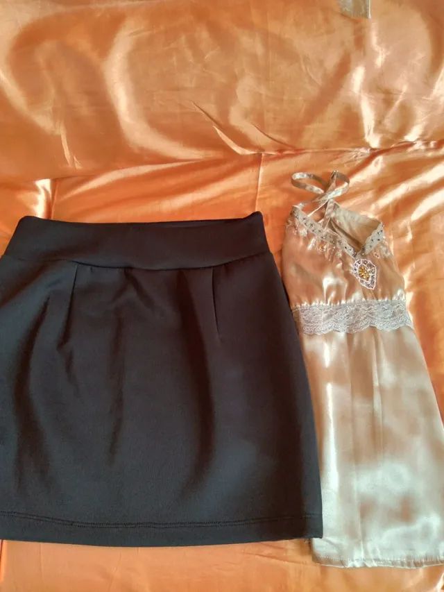 Saia tamanho G e blusa 38