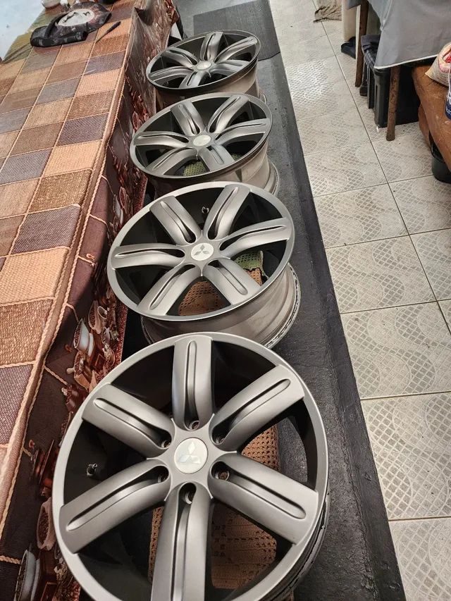 Rodas aro 20 originais da Pajero Full