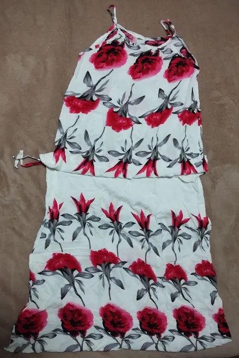 Vestido longo florido de alça  - Foto 4