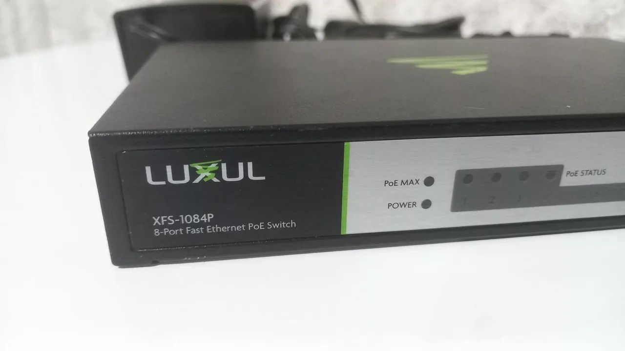 Switch de rede LUXUL XFS-1084P - Foto 2