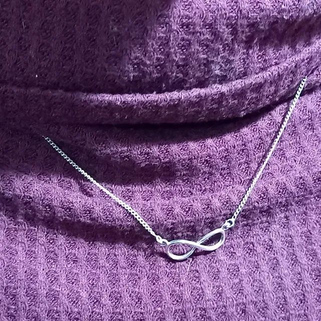 Corrente de Prata com Pingente (símbolo do infinito)