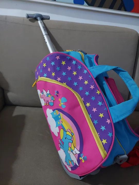 Mala para viagem ou escola infantil 