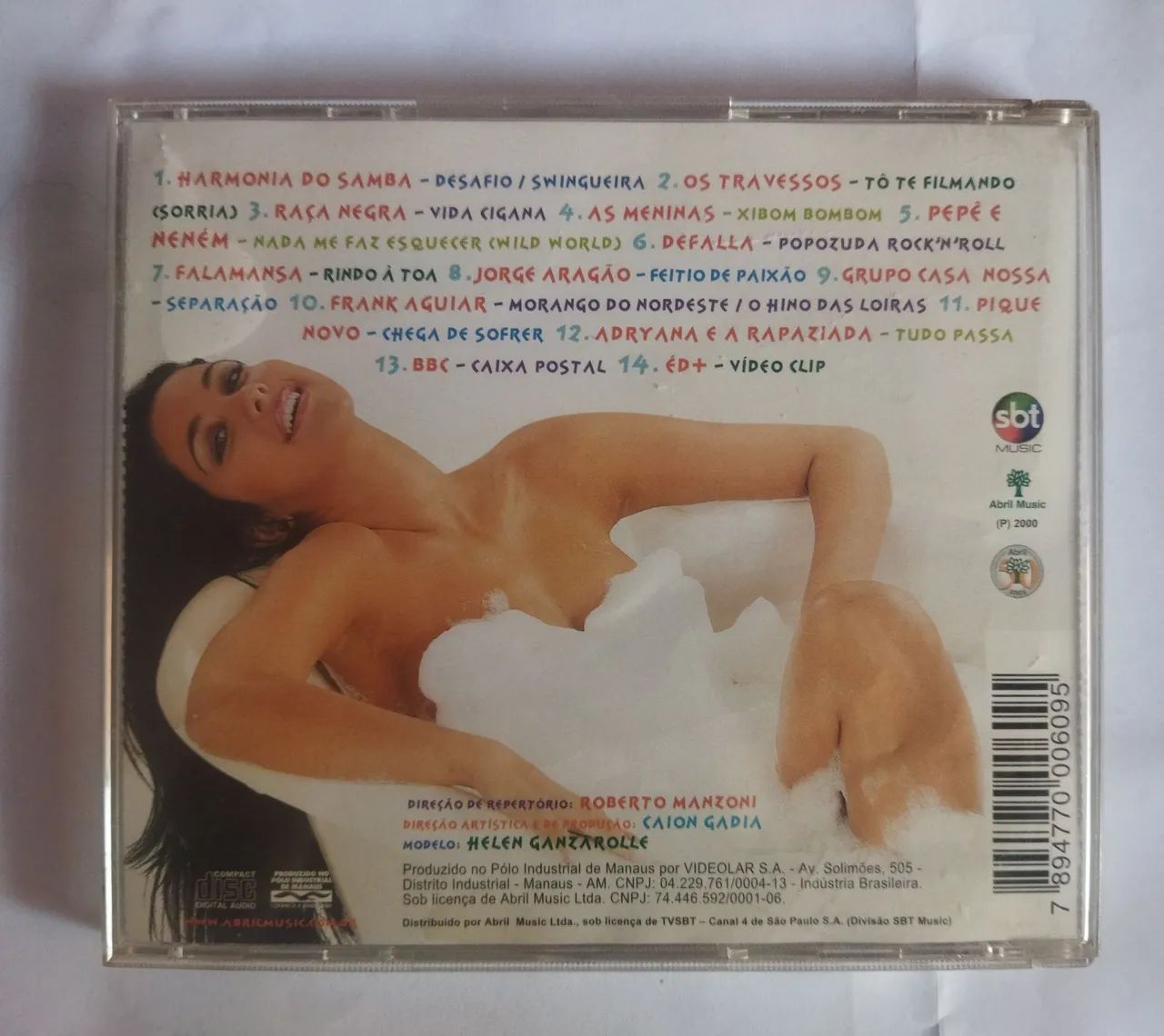 CD Domingo Legal 2000