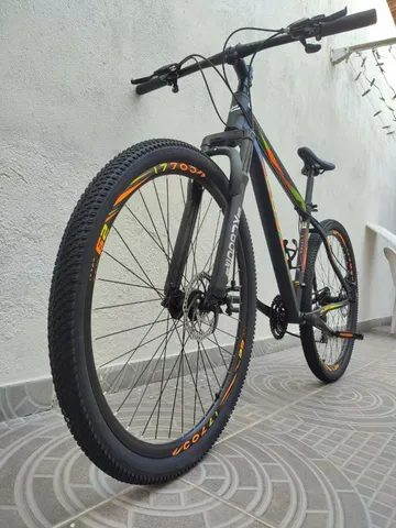 Bicicleta Aro 29 Colli Atalanta Freio a Disco + de Alumínio 21 Marchas Câmbio Shimano