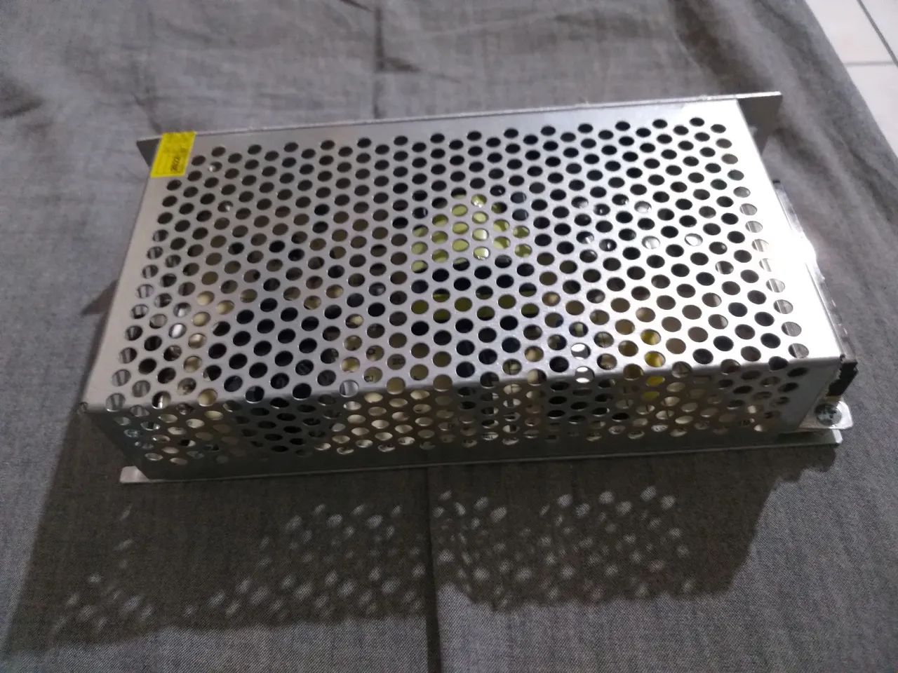 Fonte chaveada 20a, 12V "NOVO". - Foto 2
