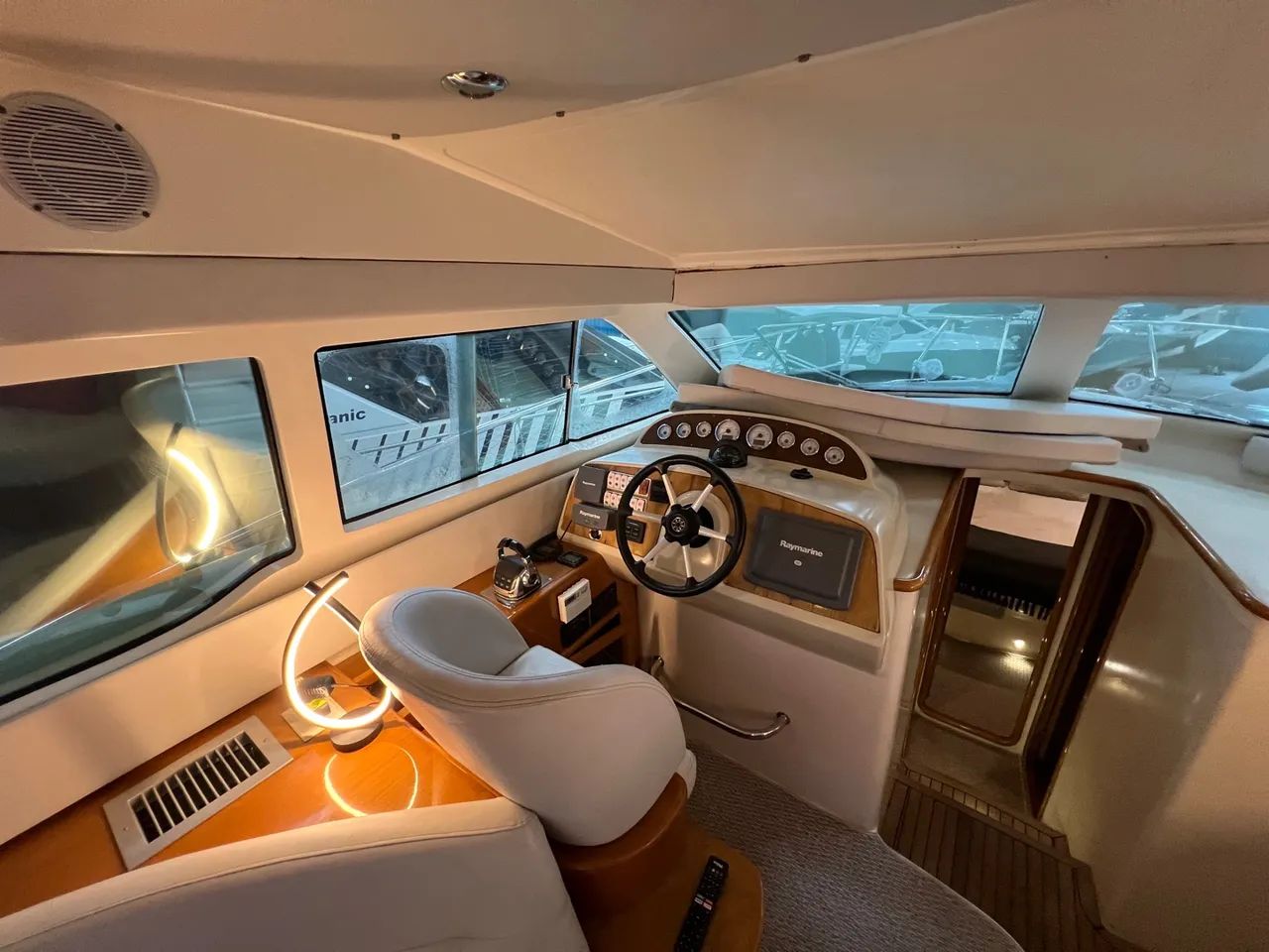 Lancha Carbrasmar Fighter 38 ano 2006, Phantom, Ferretti, Azimut, Real, Focker - Foto 14