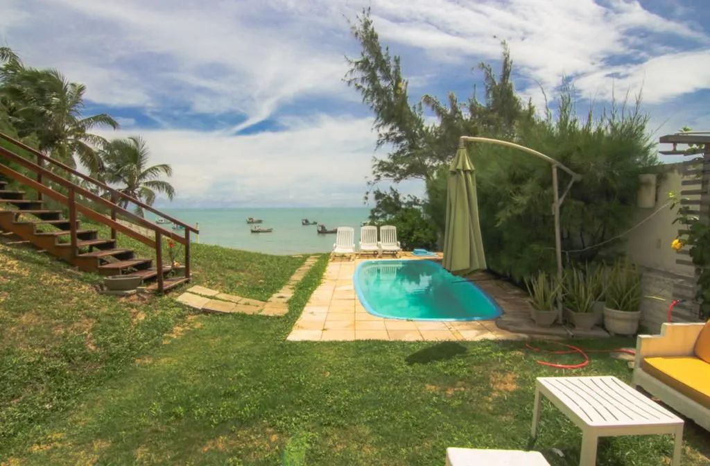 CASA BEIRA MAR COM PISCINA - PRAIA MURIÚ - LOCAÇÃO TEMPORÁRIA  - Foto 3