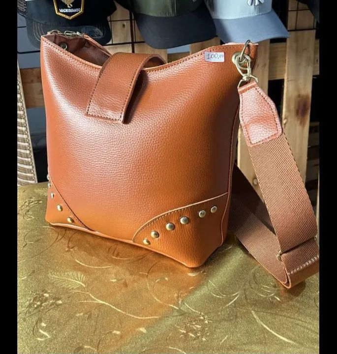 Bolsa de Ombro Marrom - Estilo Casual