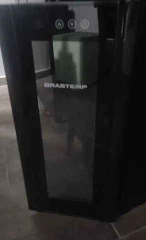 Vendo adega climatizada brastemp