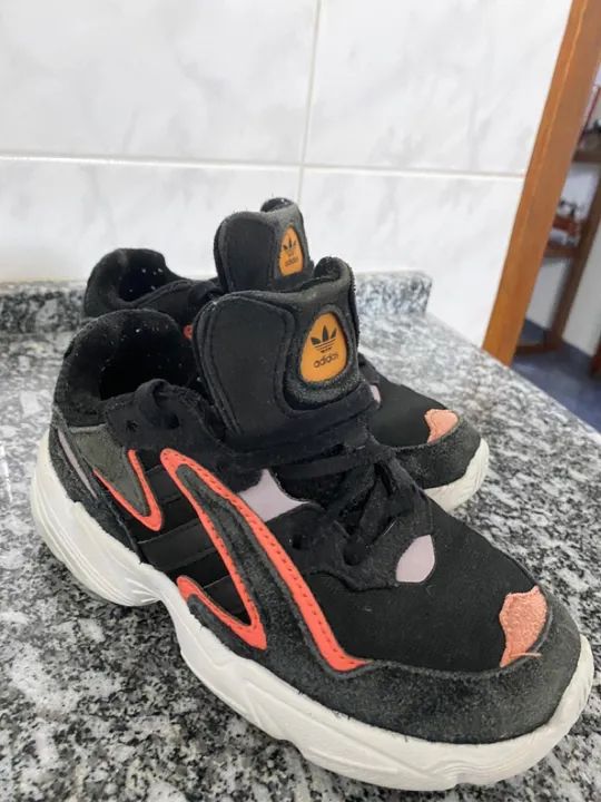 Tênis adidas infantil 