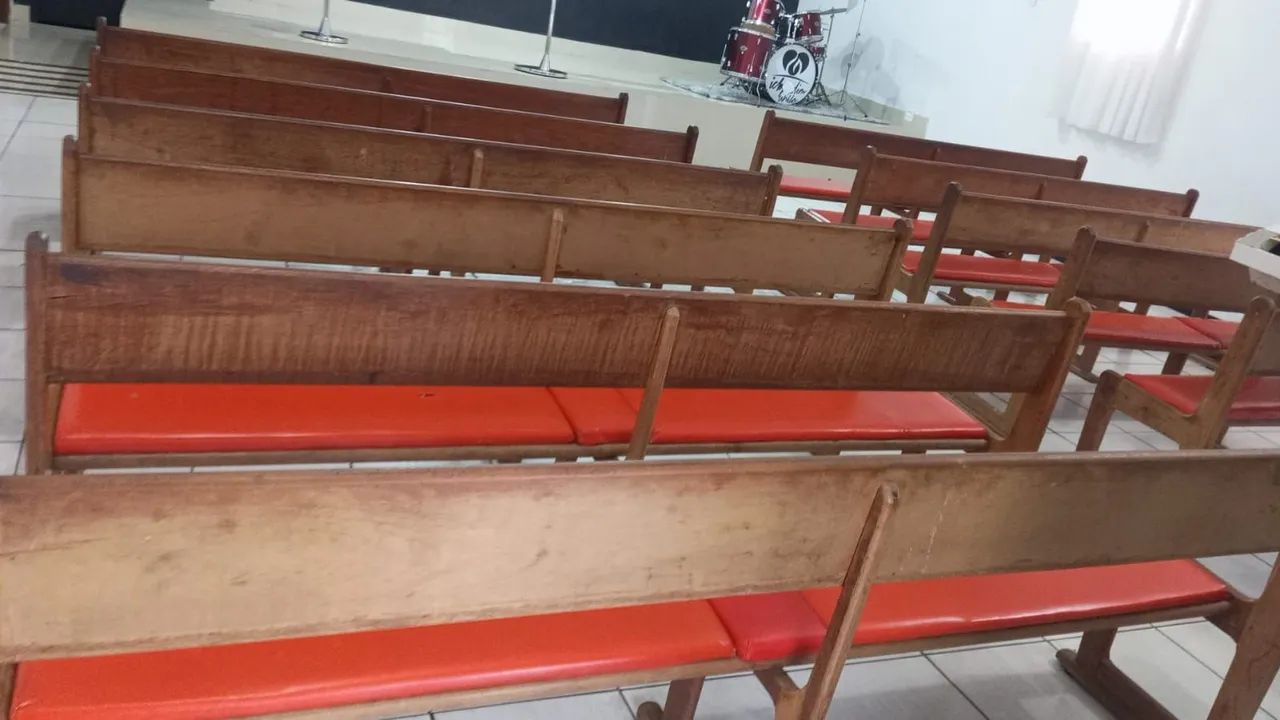 Bancos de Madeira para Igreja/Auditório - Foto 3
