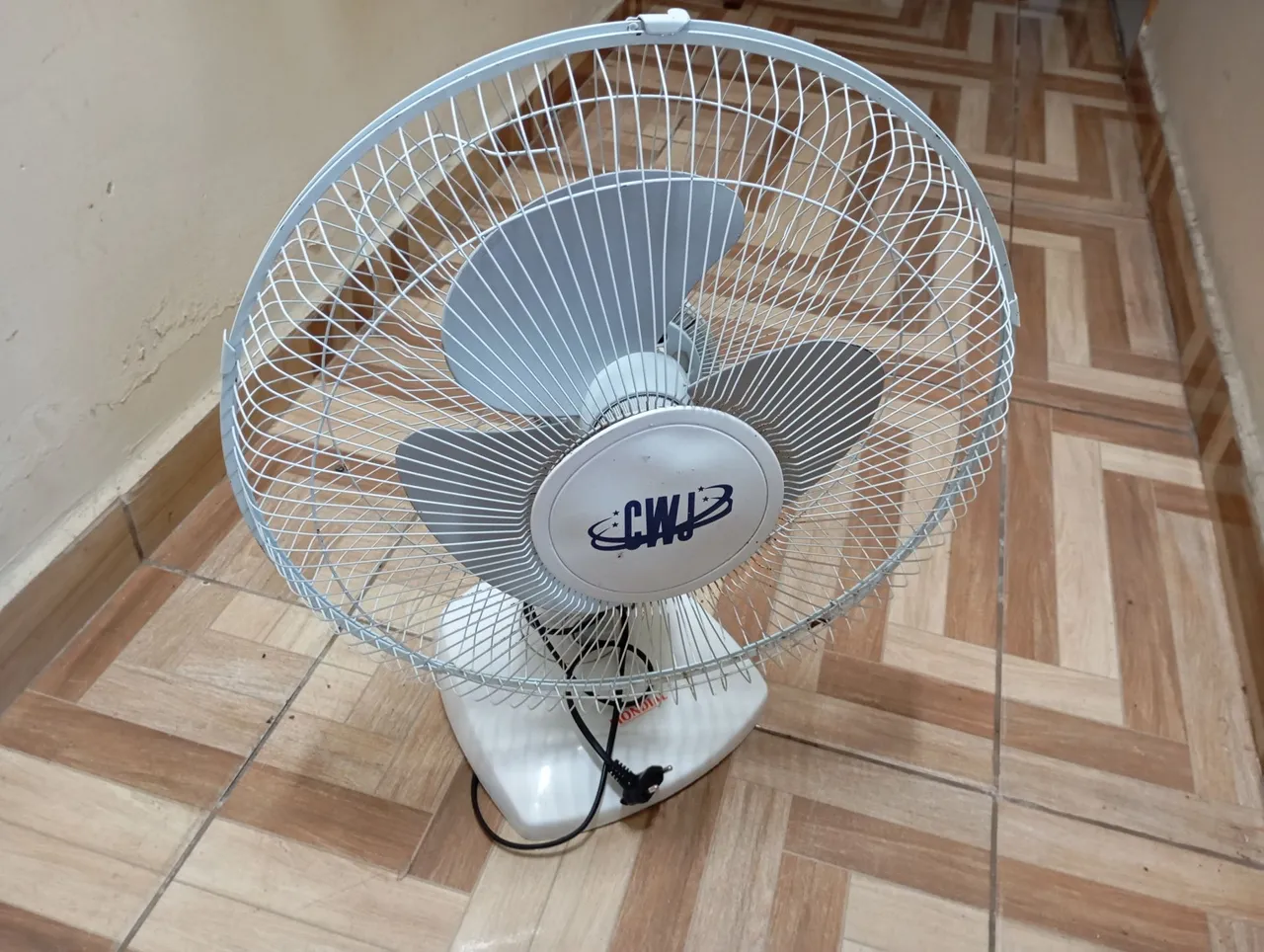 Ventilador de Mesa CWI