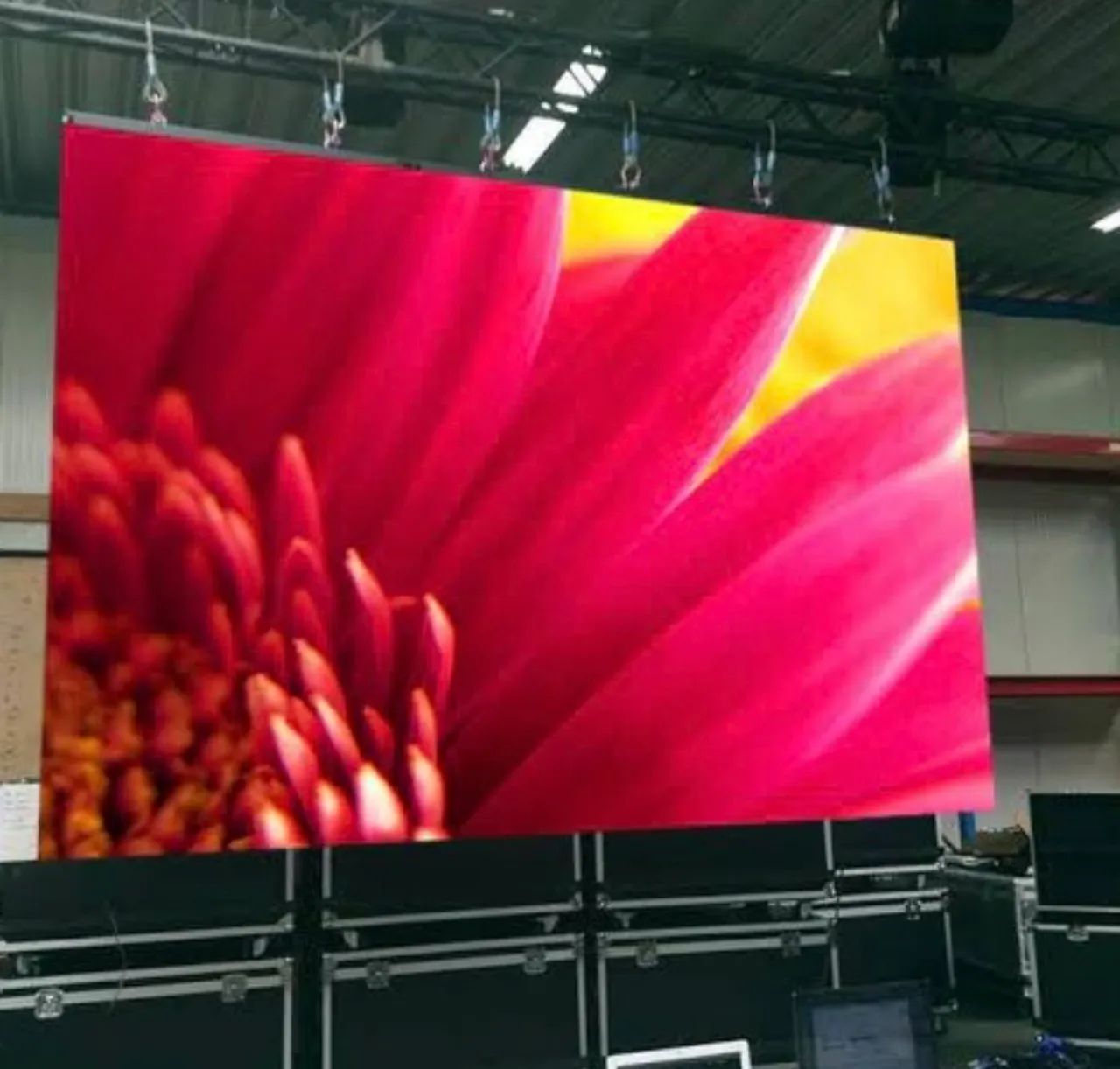 Tela de Led painel Led outdoor  - Foto 6