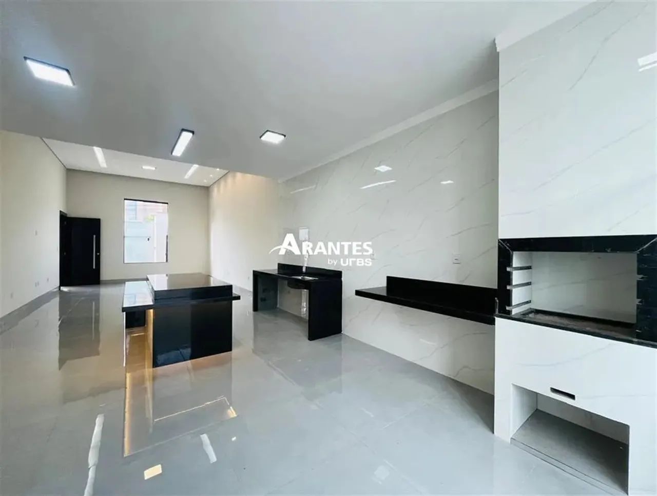 Casa com 142m² 3 quartos à venda no Granada
