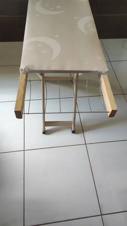 Mesa de passar roupa dobrável - Foto 2
