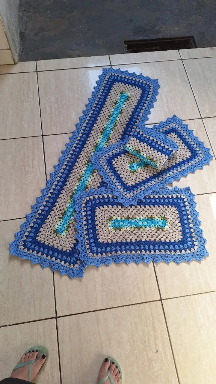 Conjunto de Tapetes Artesanais de Crochê