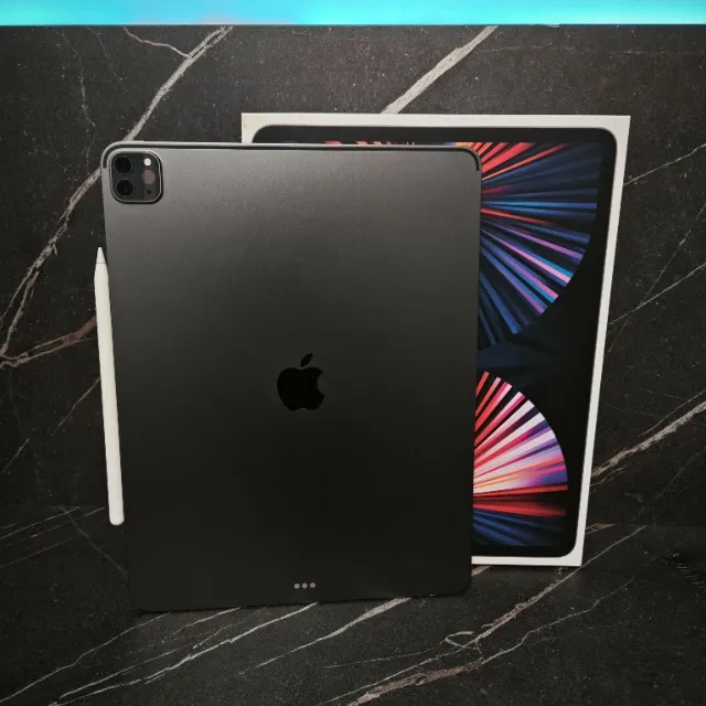 Apple iPad Pro 12.9 256Gb M1 (5 Geração) Seminovo em Ótimo Estado