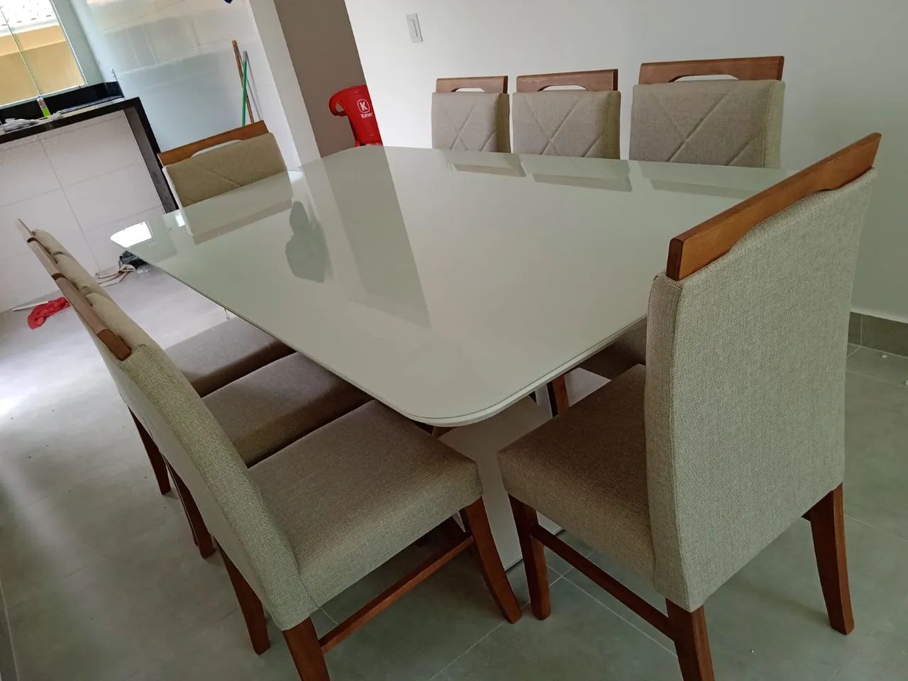 Mesa de Jantar Moderna com Cadeiras madeira 