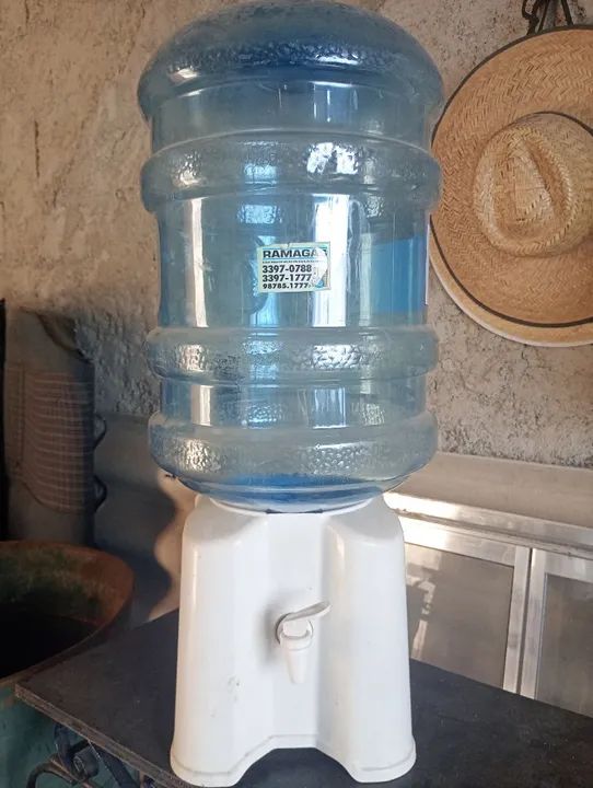 Bebedouro água natural 