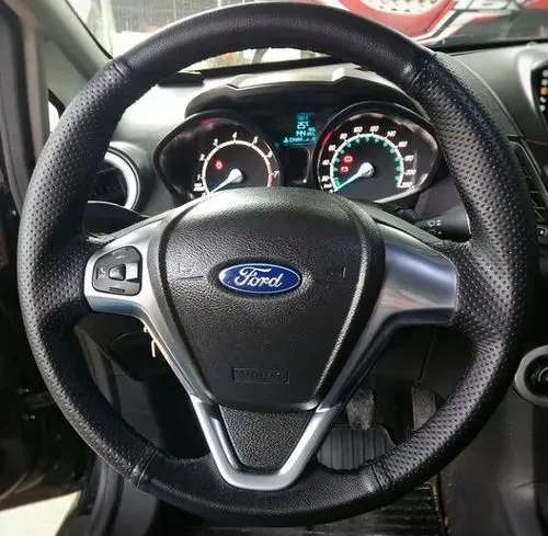 Capa de Volante costurada New Fiesta com Acabamento Premium