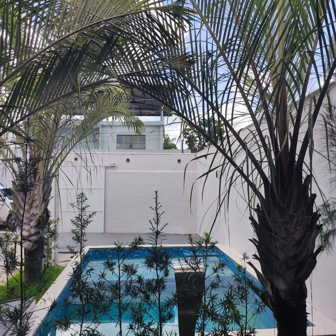 ALUGO /  CASA NOVINHA COM PISCINA  2500+CAUÇÃO  - Foto 3