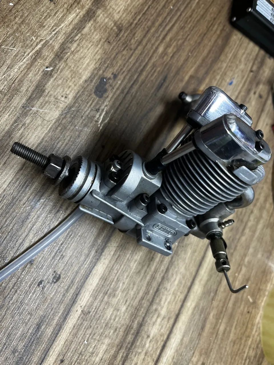 Motor Saito Fa 56 4 tempos para aeromodelo