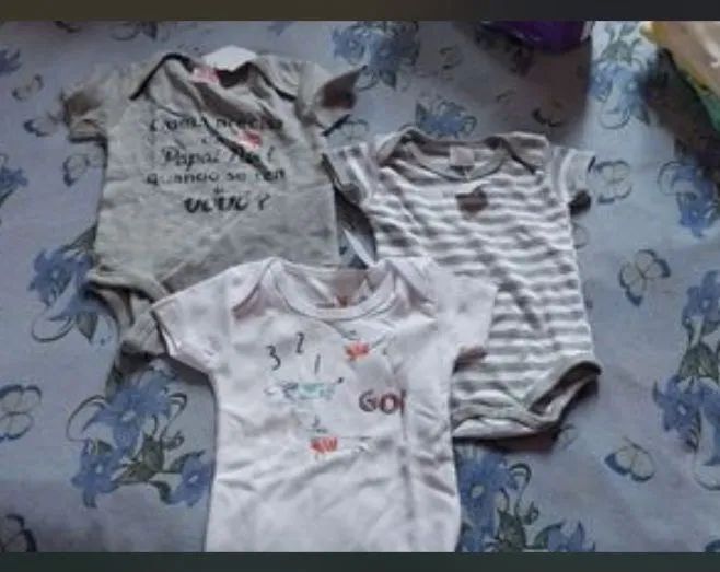 24 peças de roupas de bebê nova nunca usada . - Foto 3