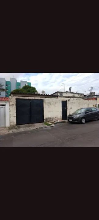 Portão garagem grande e pequeno 