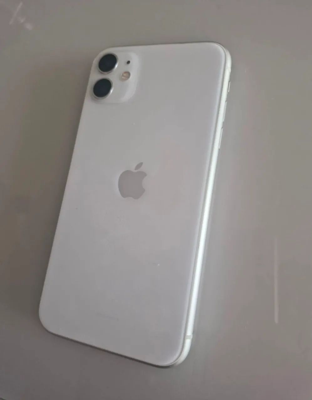 Iphone 11 64 giga cor branco - Celulares e Smartphones - Jatiúca