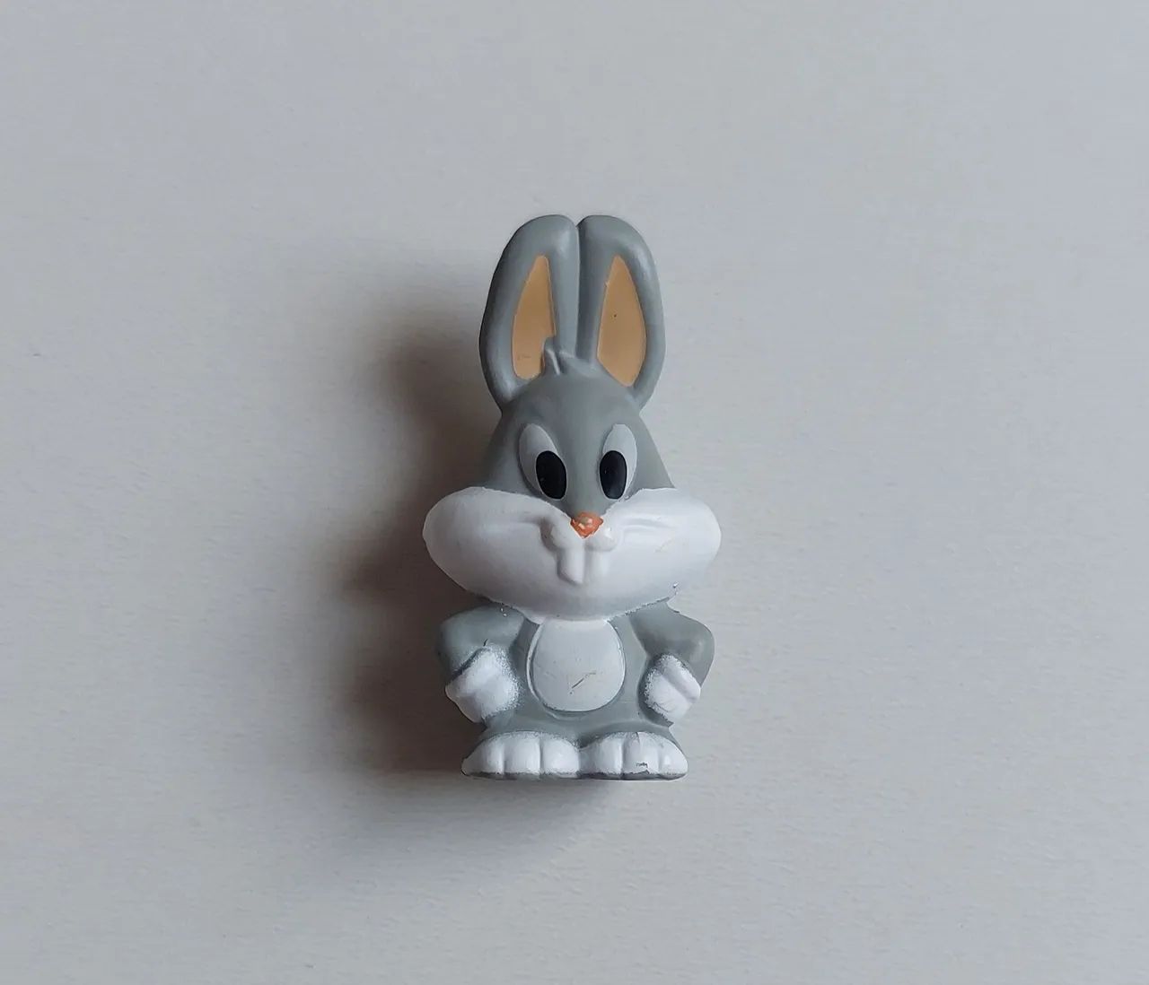 Gogo's Looney Tunes - Pernalonga