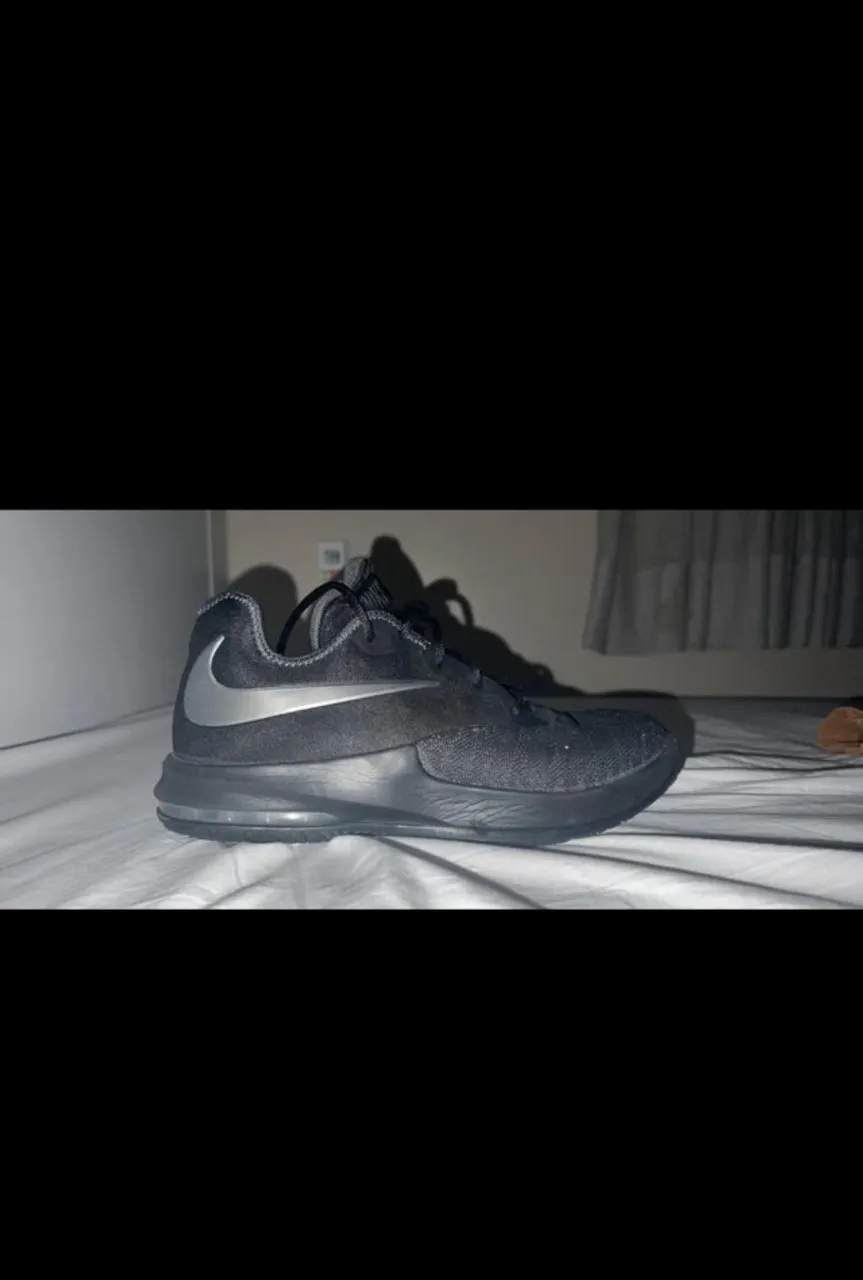 Nike Air max Infuriate VW