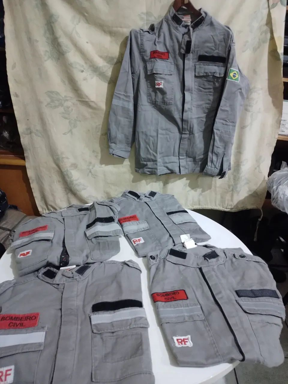 Jaqueta/ camisa  manga longa 