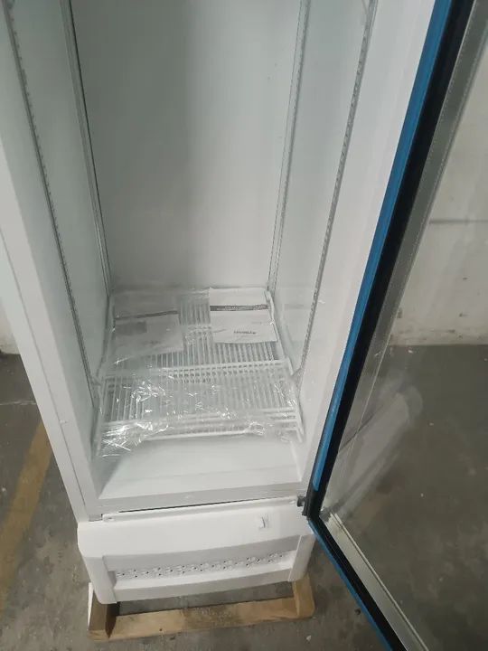 Freezer expositor vertical slin 220 volts 284 litros marca FRICON novo sem uso garantia - Foto 4