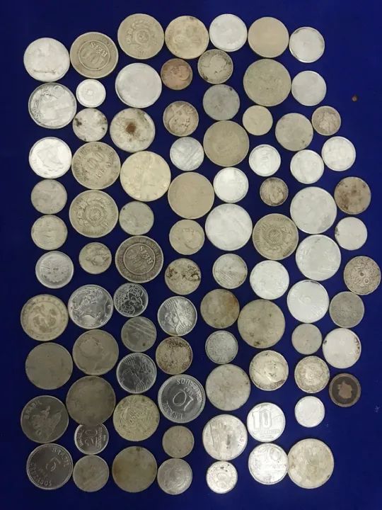 Moedas Antigas de diversas nacionalidades  - Foto 4