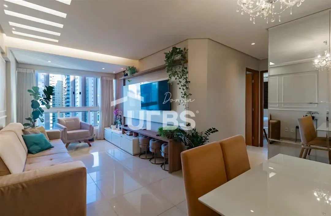 Apartamento mobiliado à venda no Alto da Glória!