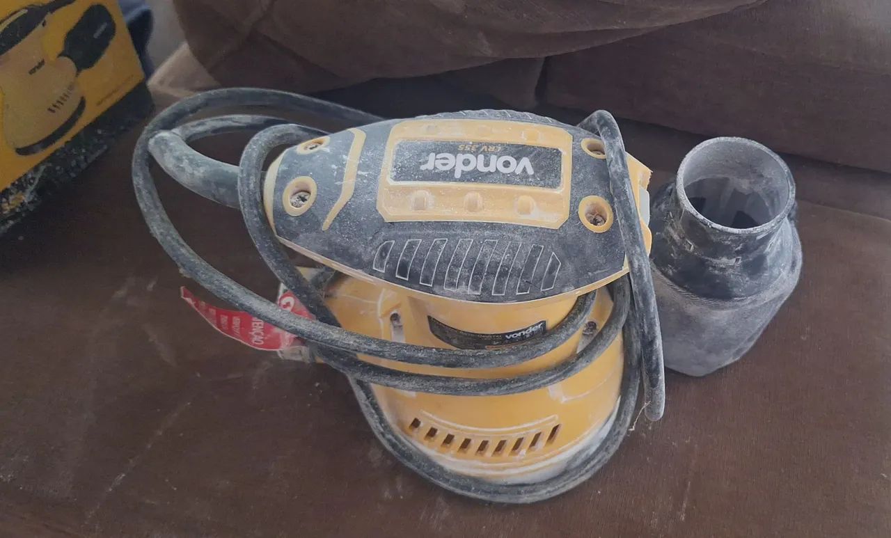 Vendo Lixadeira Roto-Orbital Vonder350W - Foto 3