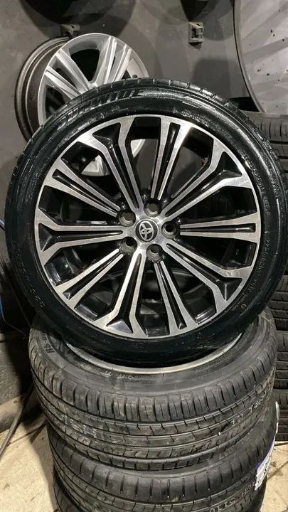 aro 17 Corolla c pneus novos - Foto 5