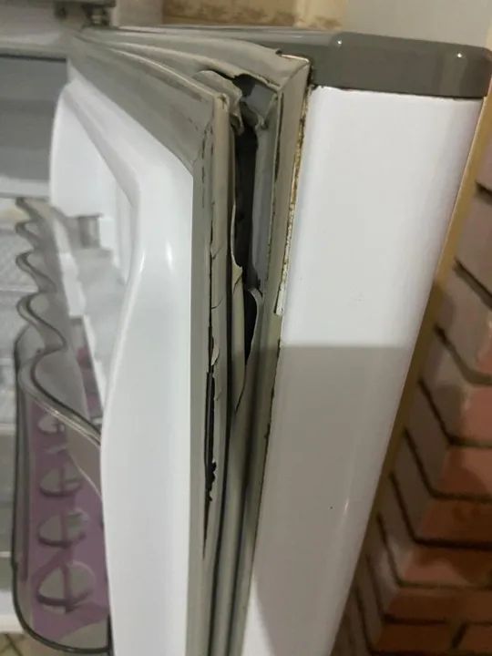 Geladeira Esmaltec Branca 276 Litros - Usada - Foto 4