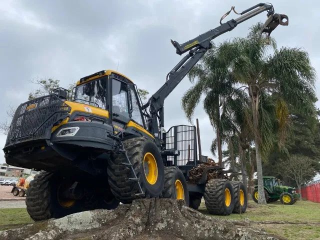 FORWARDER PONSSE ELEPHANT 8X8