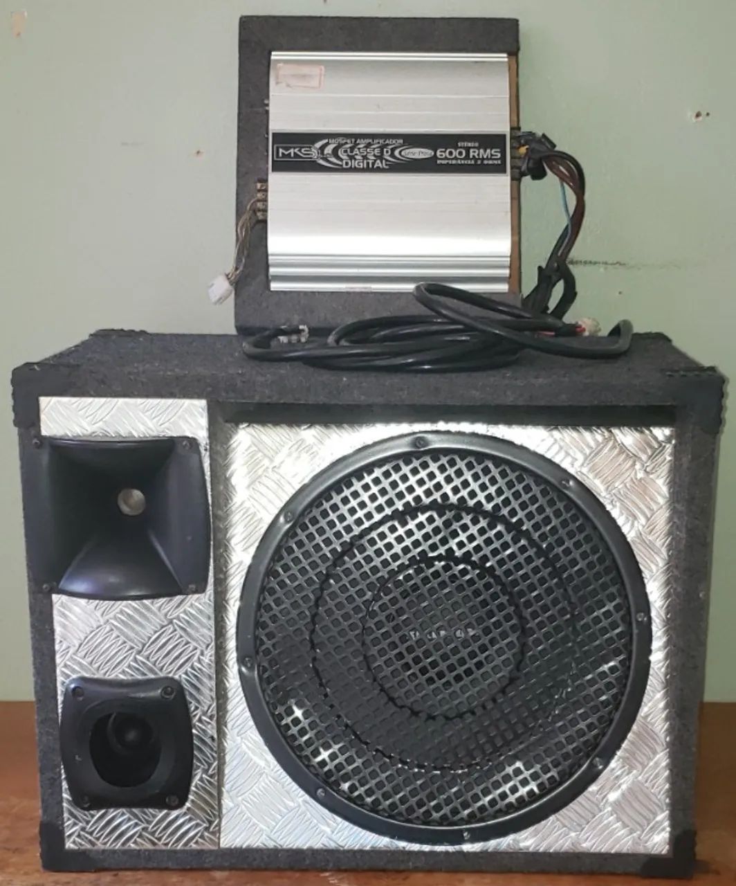 CAIXA DE SOM COM MÓDULO DIGITAL