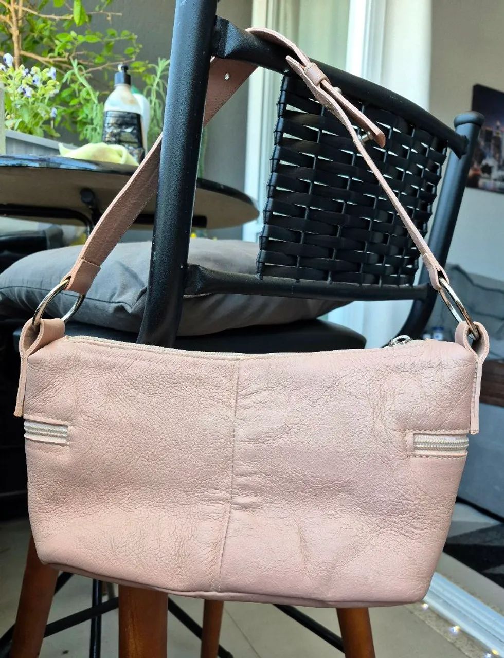 Bolsa de ombro de couro Corello - usada - Foto 3