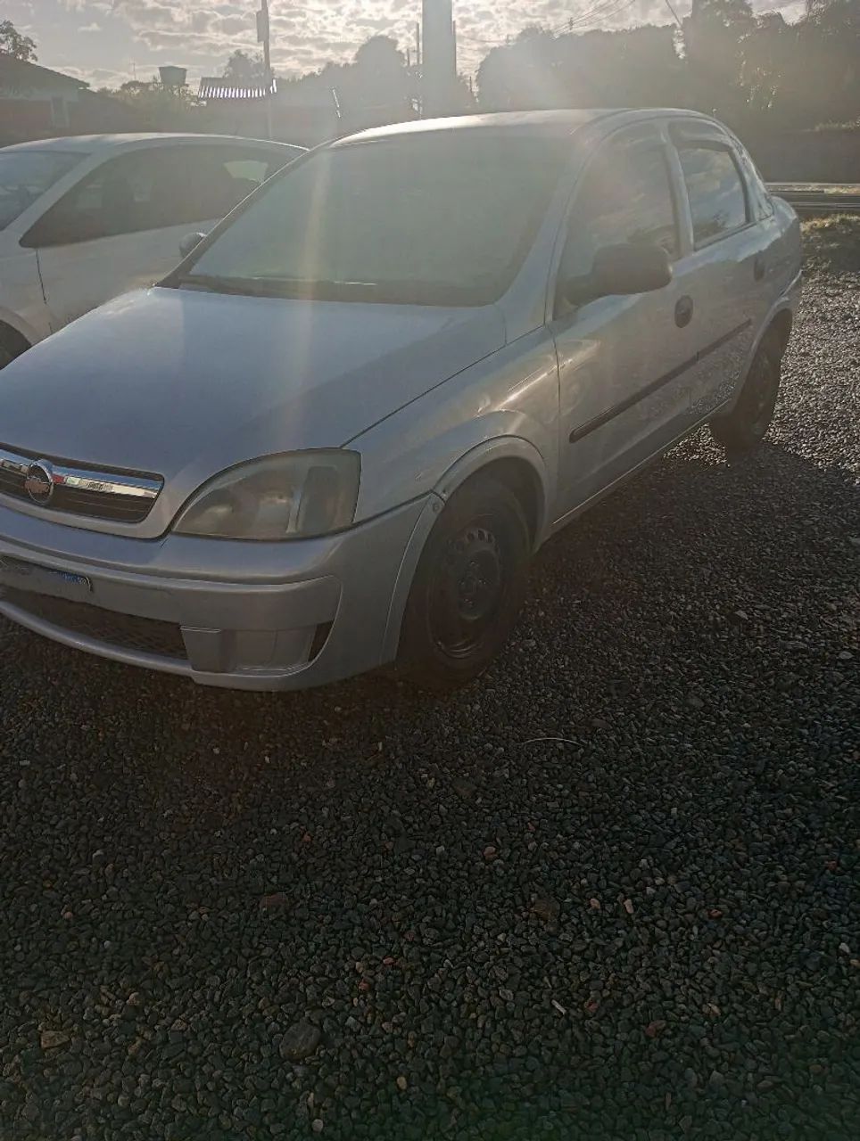 Corsa sedan 2002/2003 completo 