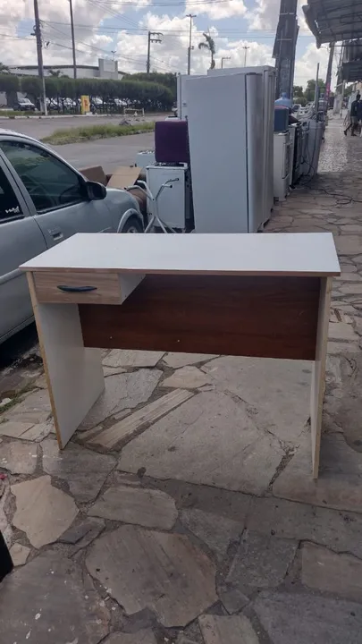Mesa escrivaninha