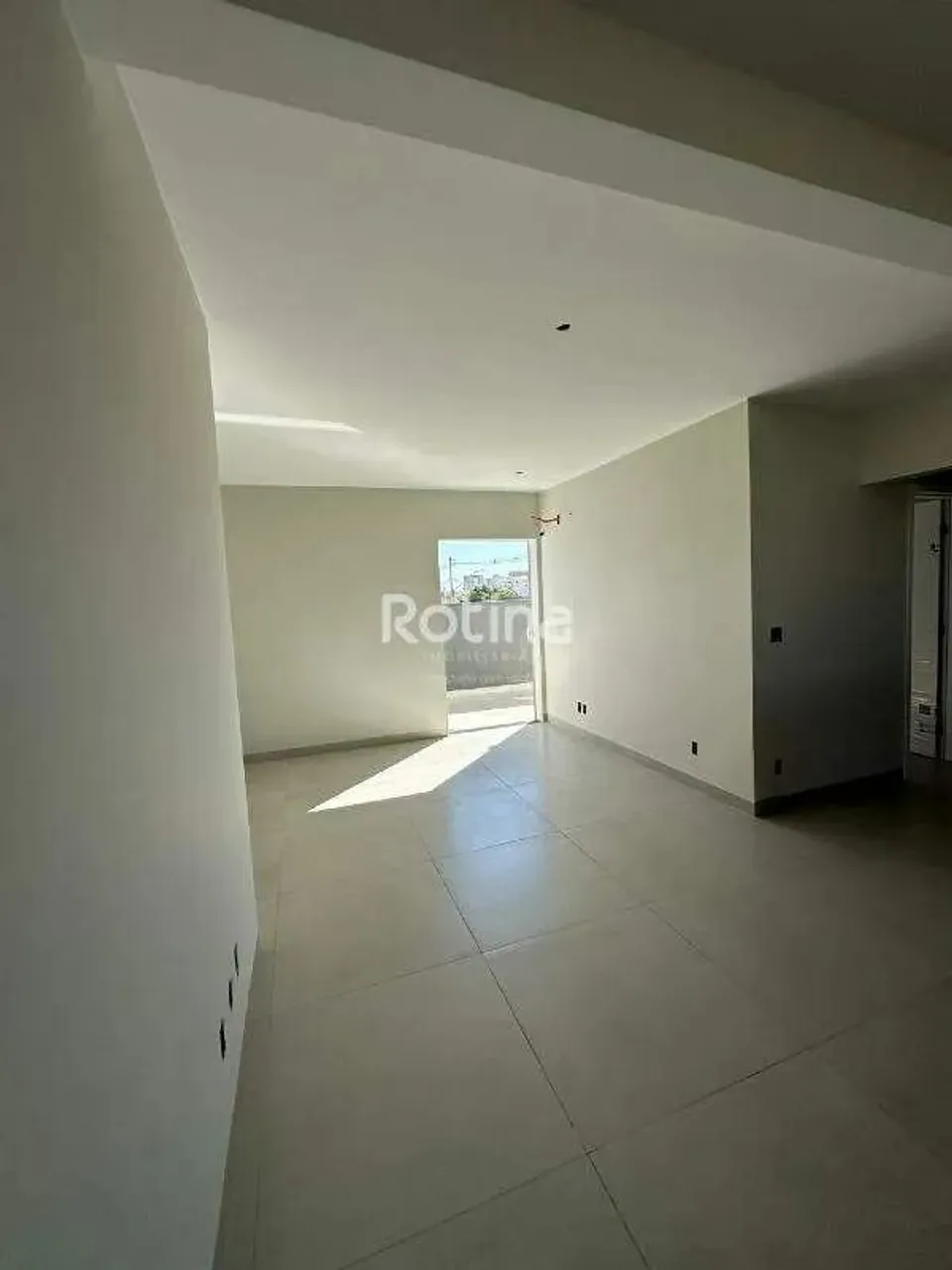 Apartamento à venda, 3 quartos, Vida Nova - Uberlândia/MG - Rotina Imobiliária