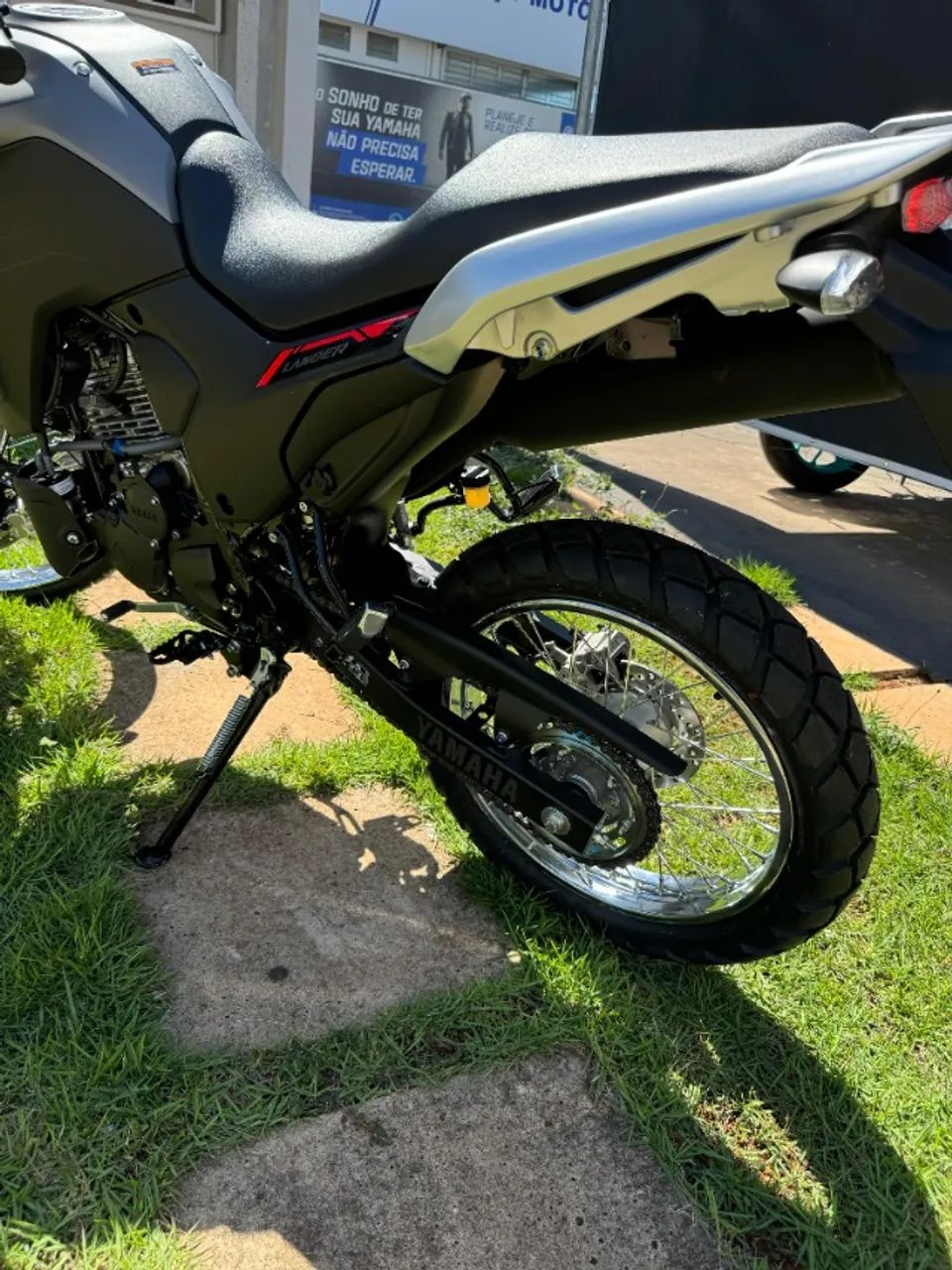 XTZ 250 LANDER Connected   - Foto 5